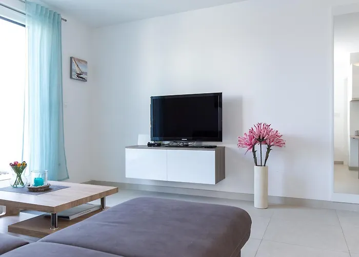 Niko Apartment Malinska