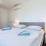 Apartament Niko *